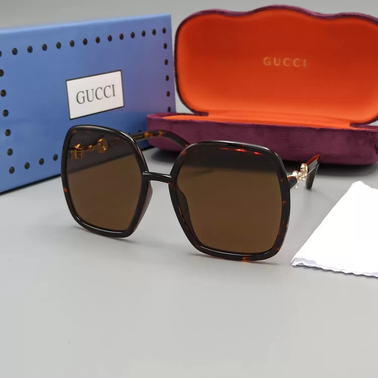عینک آفتابی زنانه برند گوچی Gucci